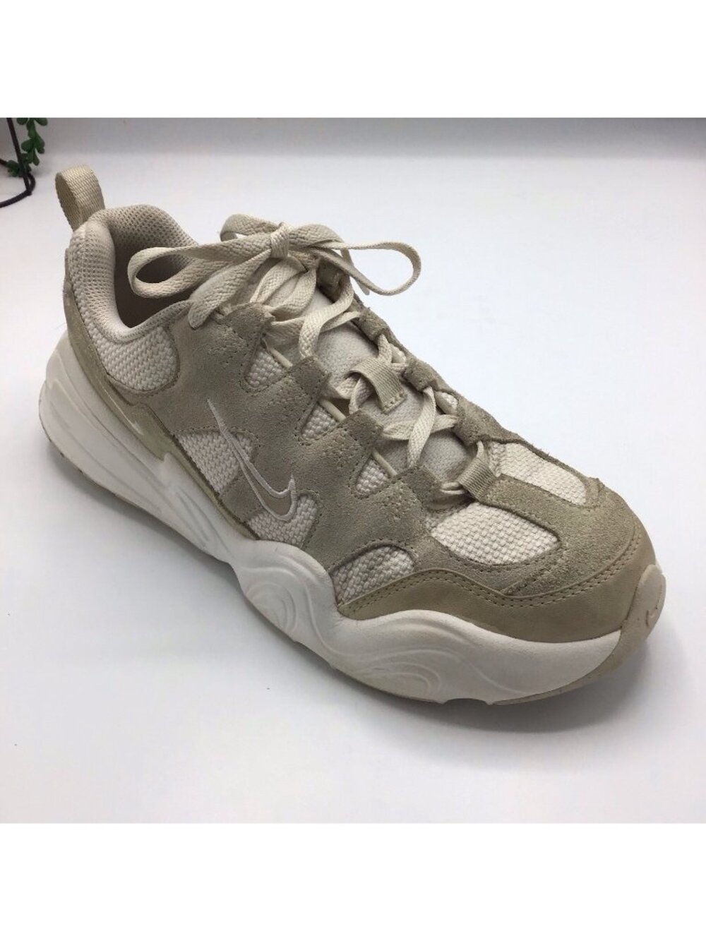 Nike Tech Hera Light Orewood Brown Women  DR9761-002 Rare Size 7